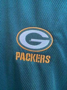 Green Bay packers t shirt size medium